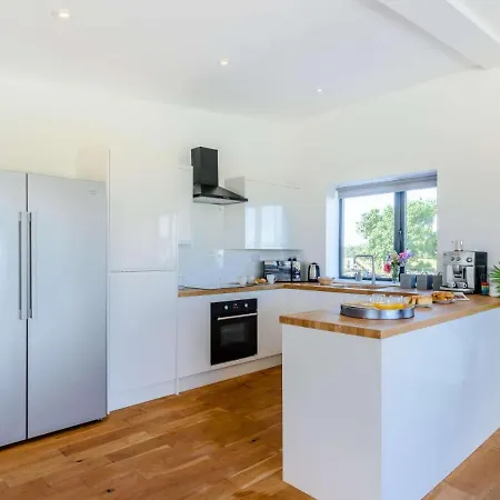 بيت للعطل 2-bed Modern - Outstanding Country Views