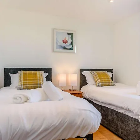 度假居 2-bed Modern - Outstanding Country Views *