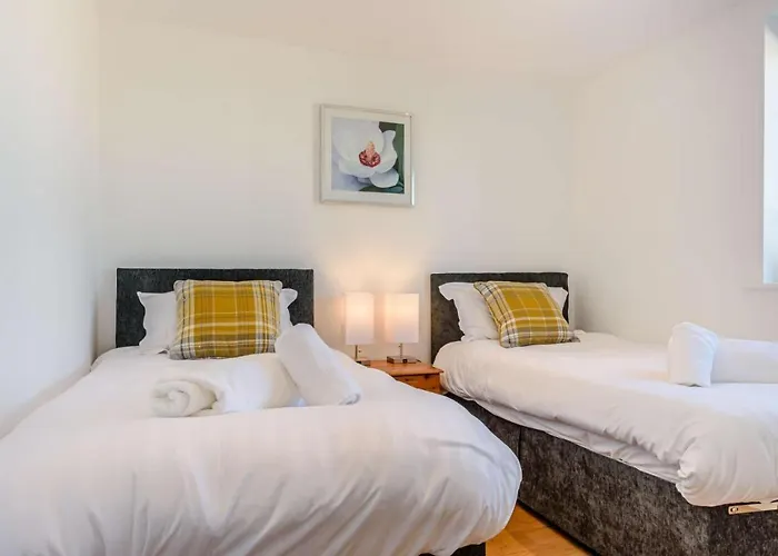 בית נופש 2-bed Modern - Outstanding Country Views *